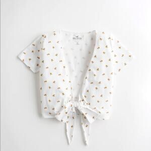 Hollister NWT sunflower printed multi way wrap top